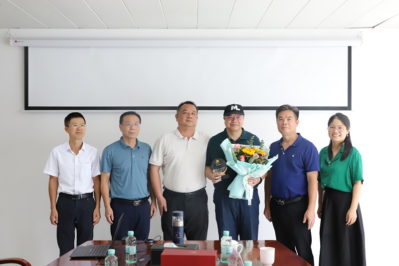 庆幸岁月 感恩有你丨公司进行退休人员欢送座谈会