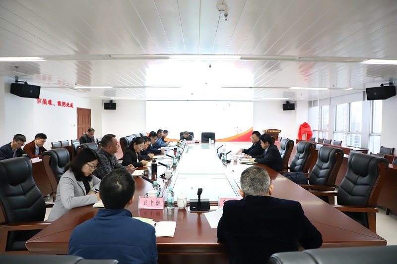 周善雄领导广西工程征询集团辅导班子 党史进建教育专题民主生涯会